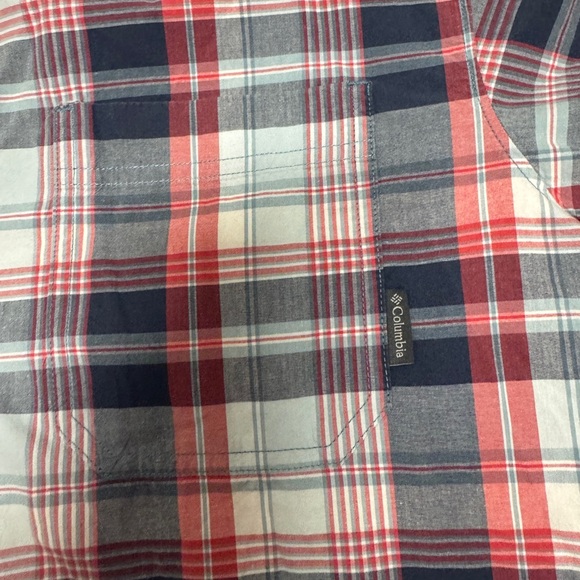 Columbia button down shirt - Picture 3 of 5